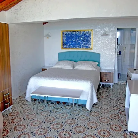 Polikne Butik Hotel, Restaurant , Urla
